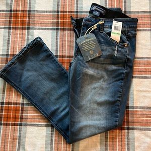 Democracy Ab solution itty bitty boot leg jeans 8P